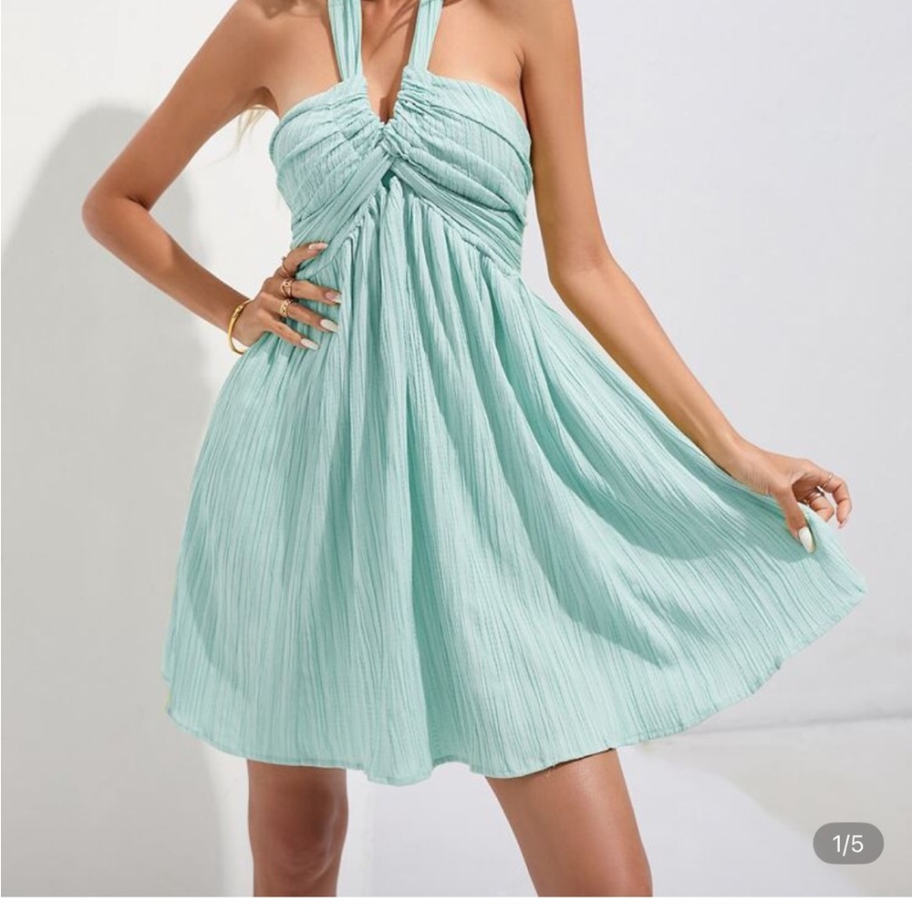 SHEIN Green Pleated Halter Sundress for Wedding Guest